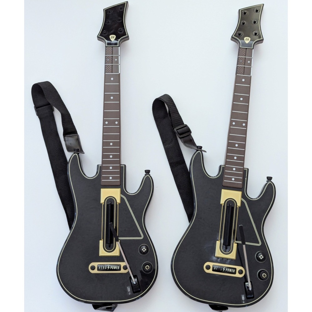 Guitar Hero Live Wireless Controller Model #0000654 NO dongle (Set Of 2) TESTED